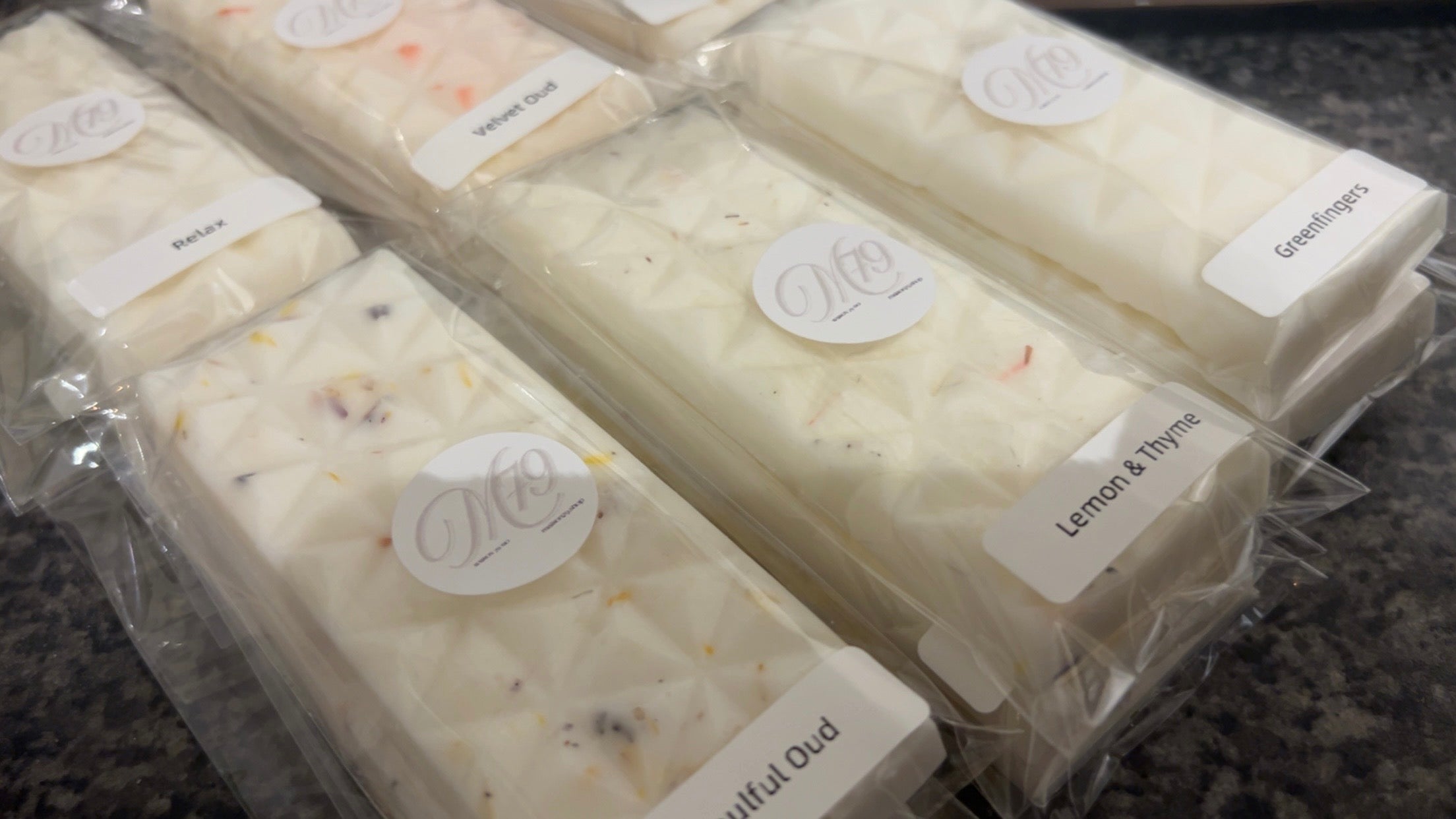 Rapeseed & Coconut Wax Snap Bar - Choose your scent