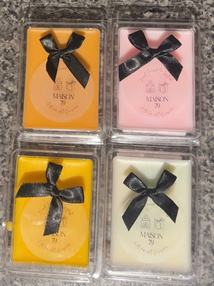 Large Hand Poured Soy Wax Clamshell 300g