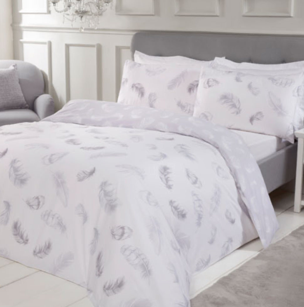 Feathers Monochrome Duvet Set - Kingsize