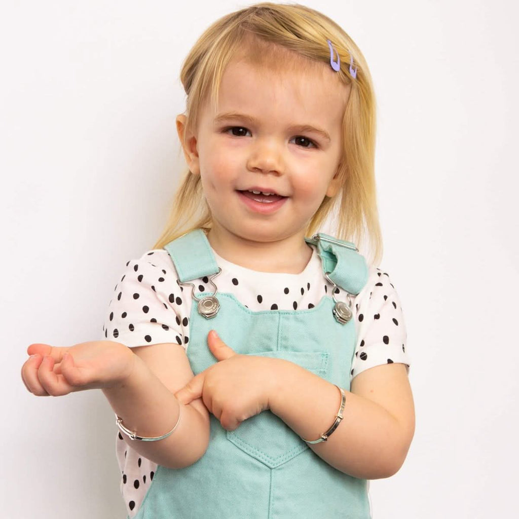 Beginnings Sterling Silver Star Baby Bangle B5081